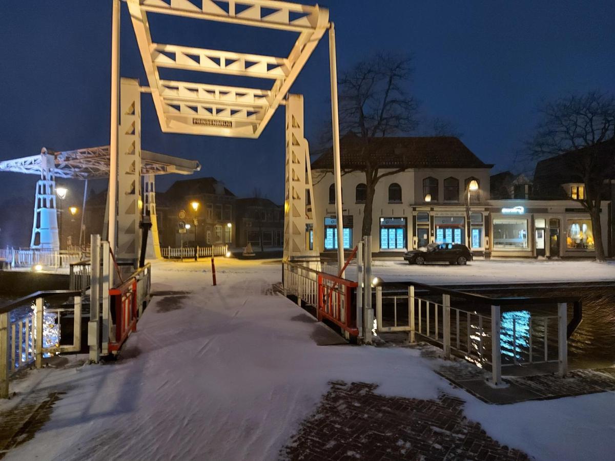 Airbnb 'Logeren Aan Het Plein' In Het Centrum Van 梅珀尔 外观 照片