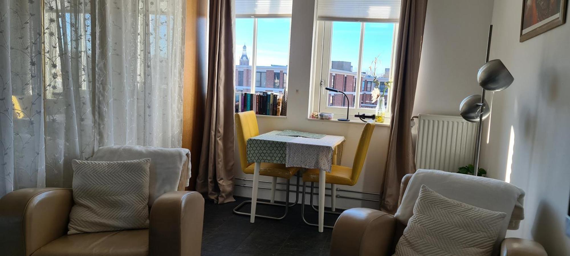 Airbnb 'Logeren Aan Het Plein' In Het Centrum Van 梅珀尔 客房 照片