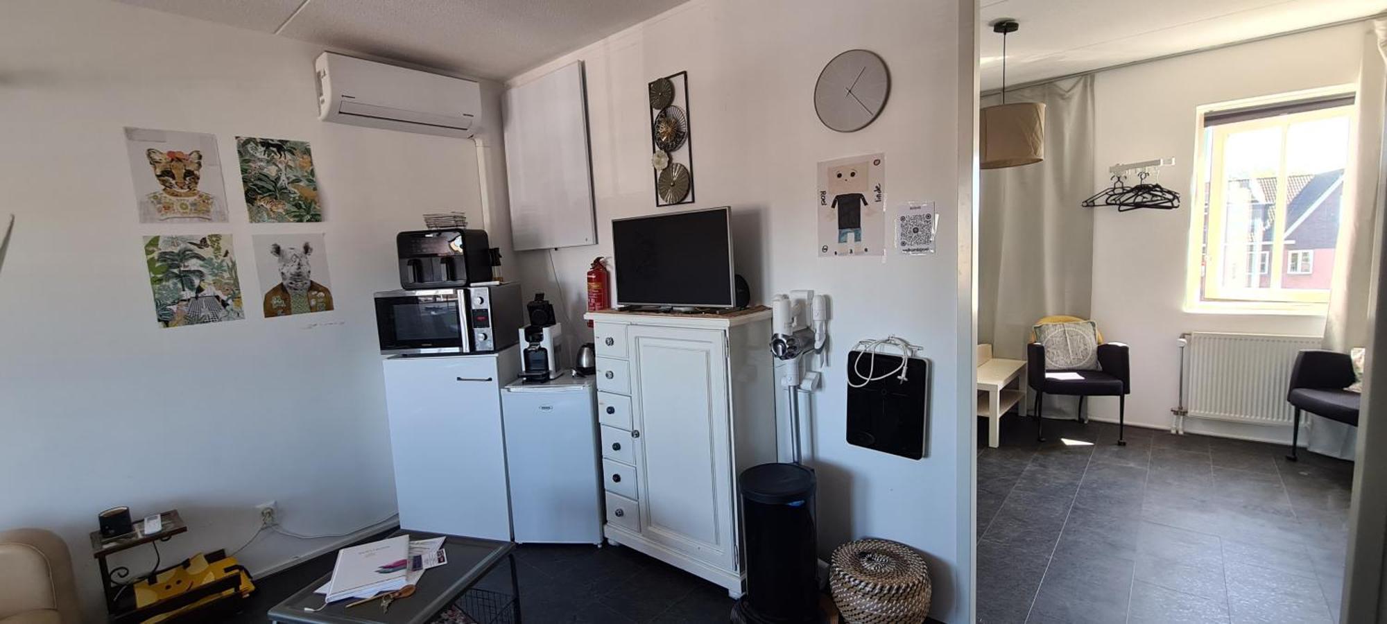 Airbnb 'Logeren Aan Het Plein' In Het Centrum Van 梅珀尔 外观 照片